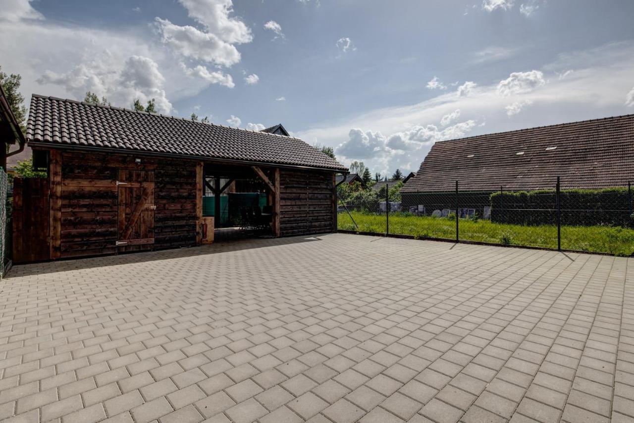 Rodinné apartmány Alex&Gregor Bešeňová Extérieur photo