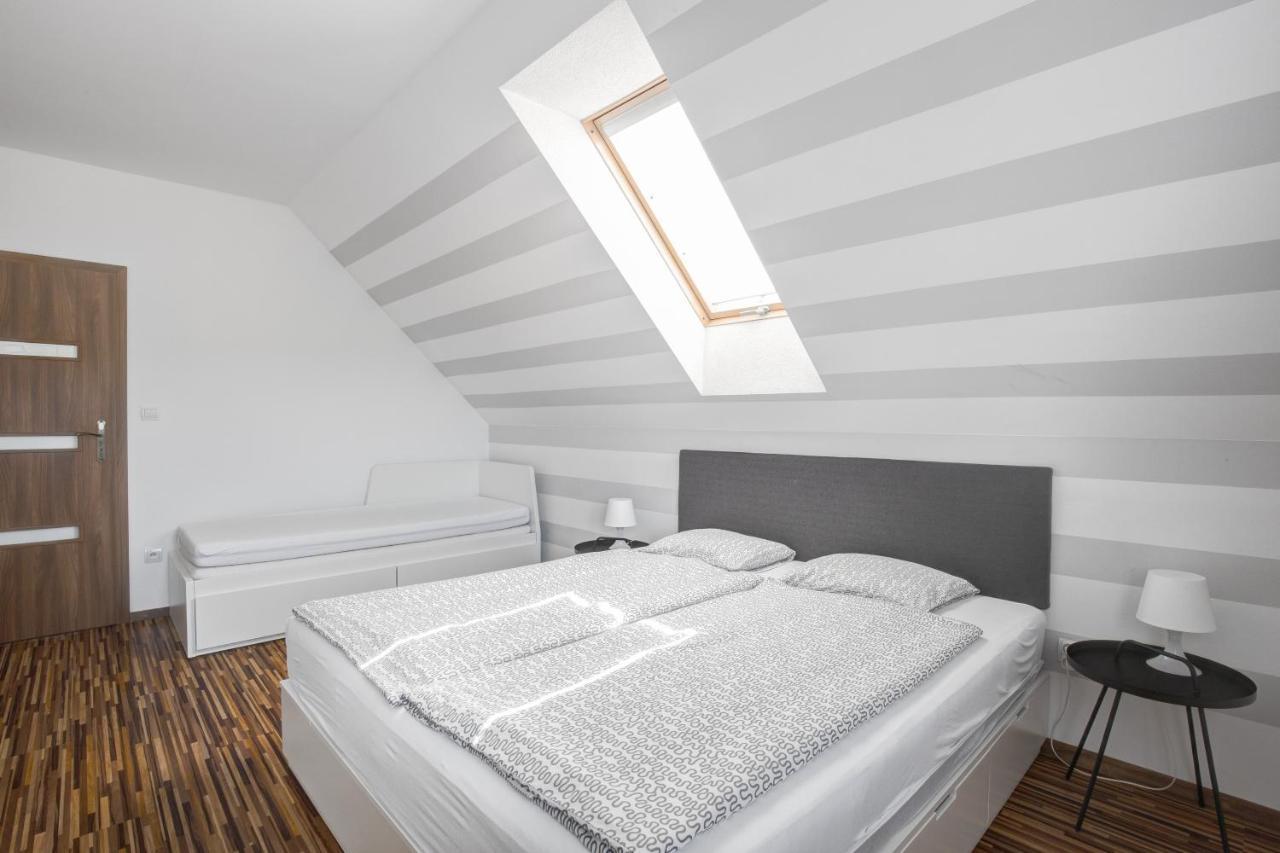 Rodinné apartmány Alex&Gregor Bešeňová Extérieur photo