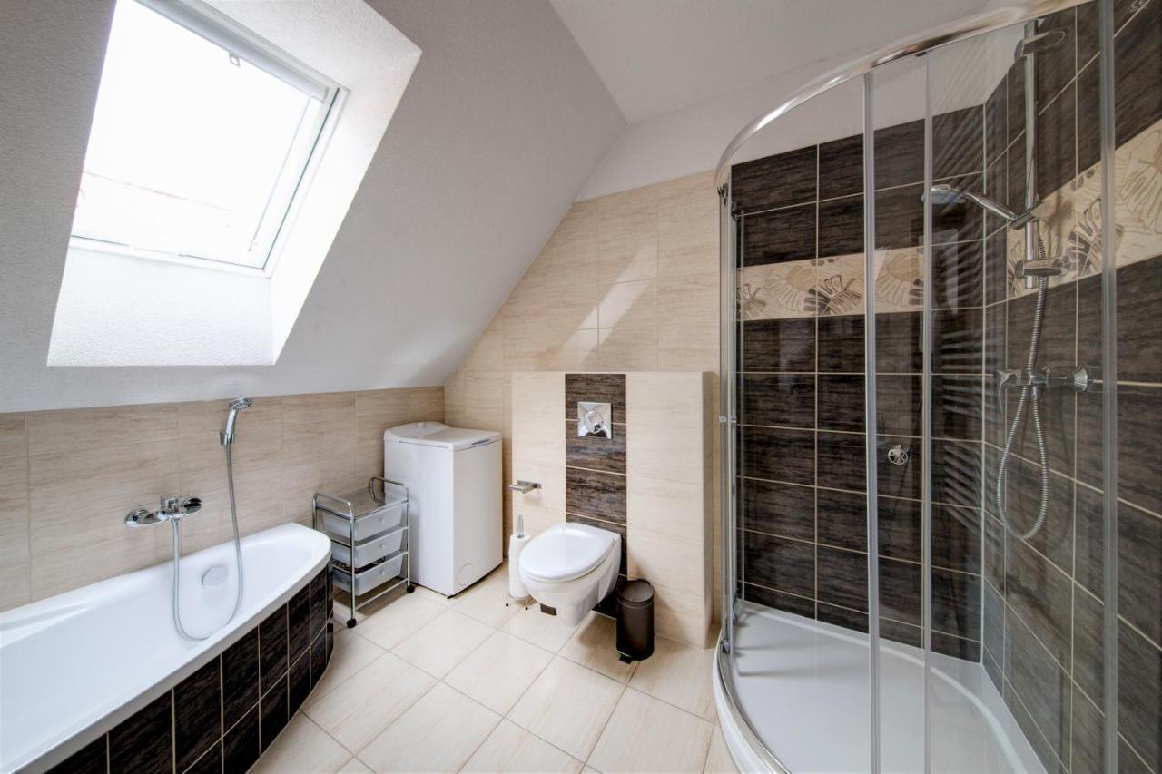 Rodinné apartmány Alex&Gregor Bešeňová Extérieur photo